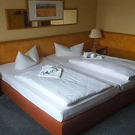 Hotel Ziegenkrug Schwerin 3*
