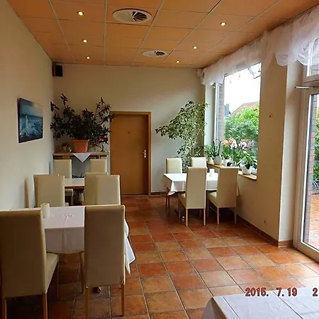 Ziegenkrug Schwerin 3*