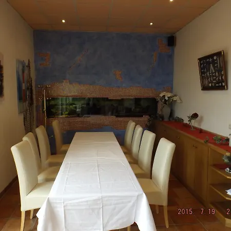 Hotel Ziegenkrug Schweriner Tor 3*