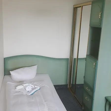 Hotel Ziegenkrug Schweriner Tor 3*